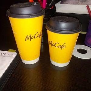 Meet your Posher, Candi